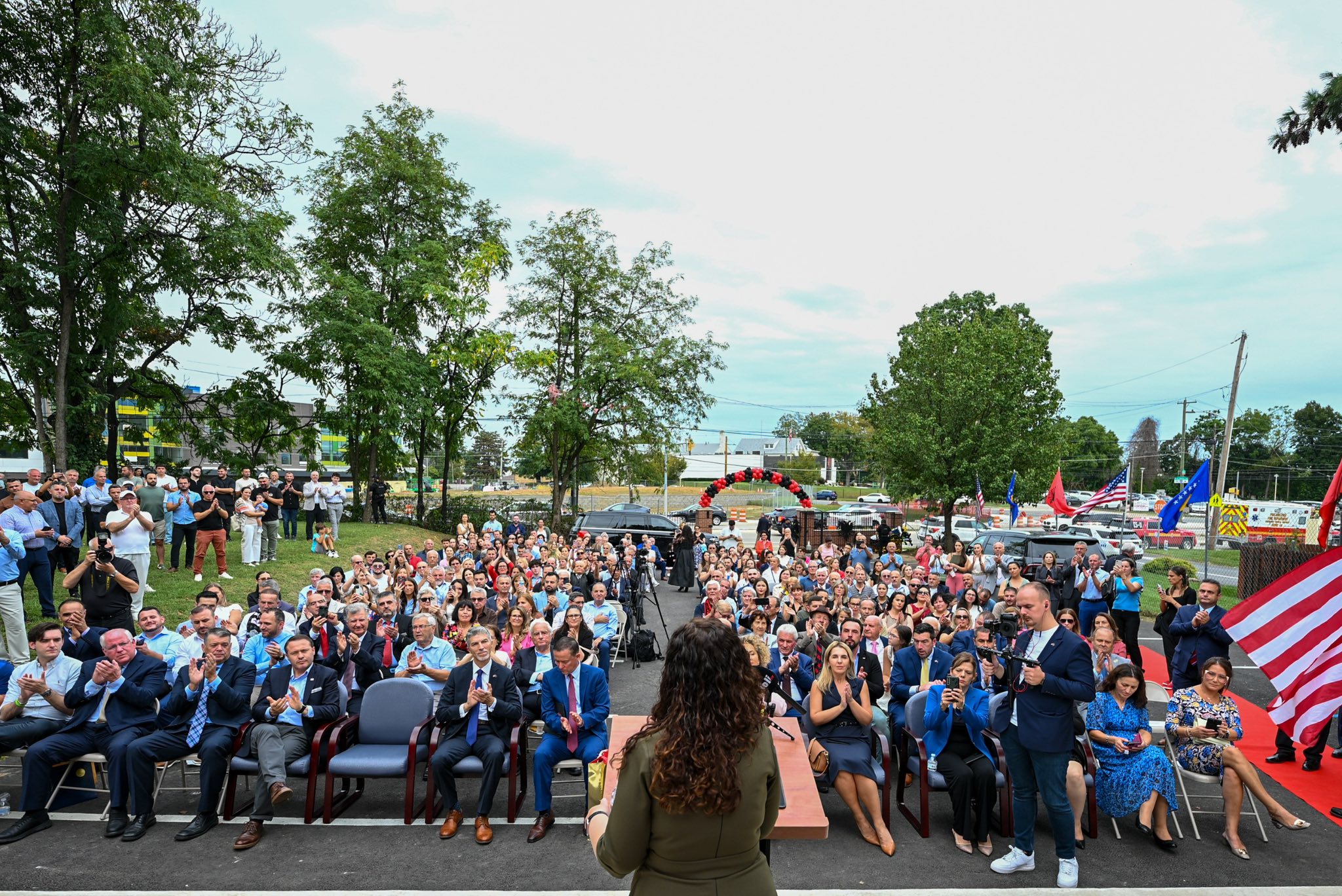Presidentja Osmani pritet nga mërgata jonë në Philadelphia-6