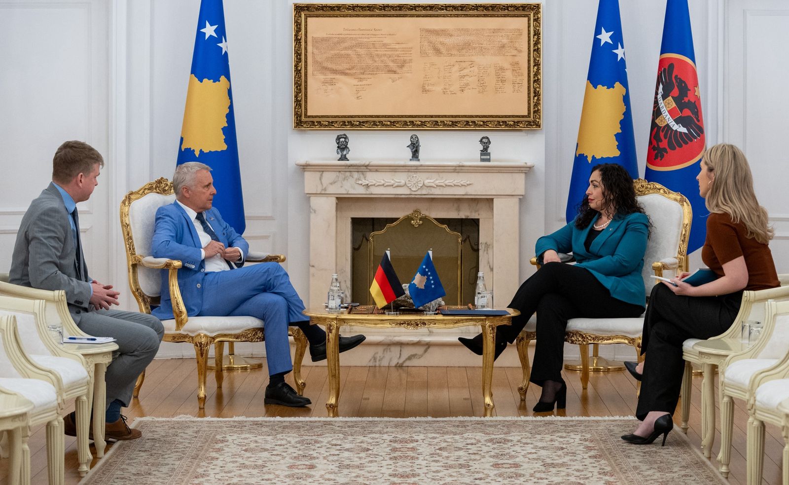 Presidentja Osmani priti në takim ambasadorin gjerman Jörn Rohde-1