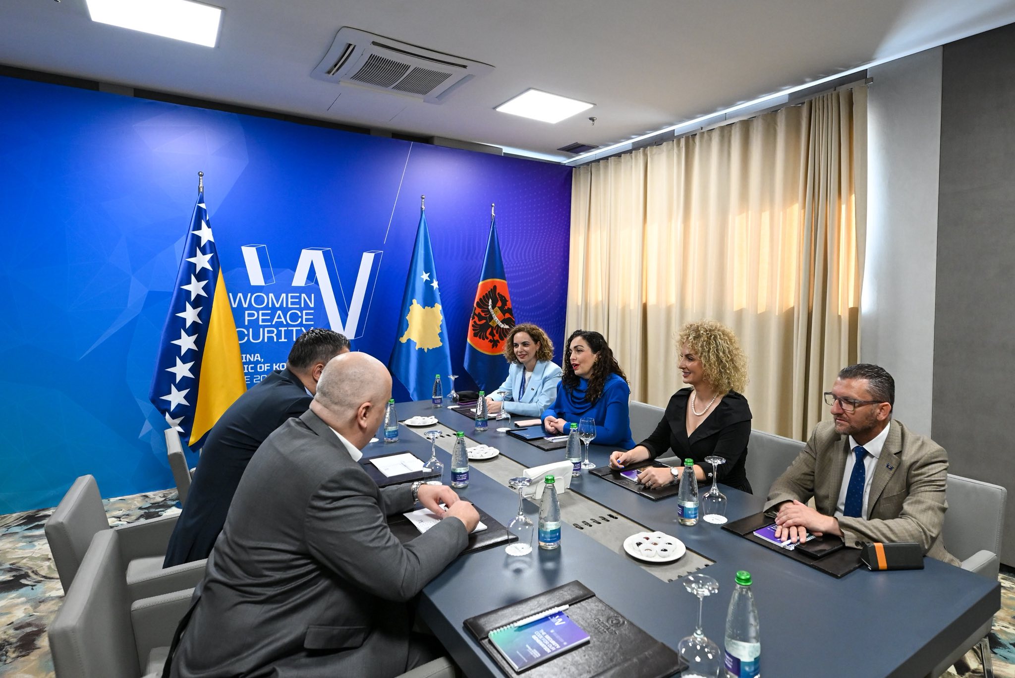 Presidentja Osmani takoi Ministrin e Punëve të Jashtme të Bosnjë e Hercegovinës, Elmedin Konaković-4