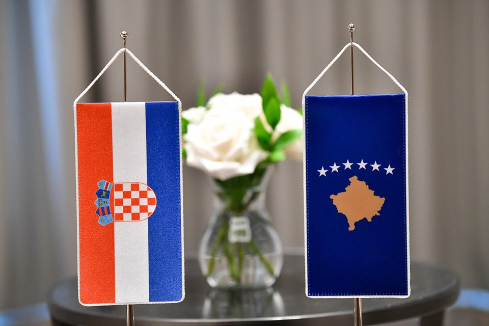 Presidentja Osmani takoi Presidentin e Kroacisë, Zoran Milanović-2