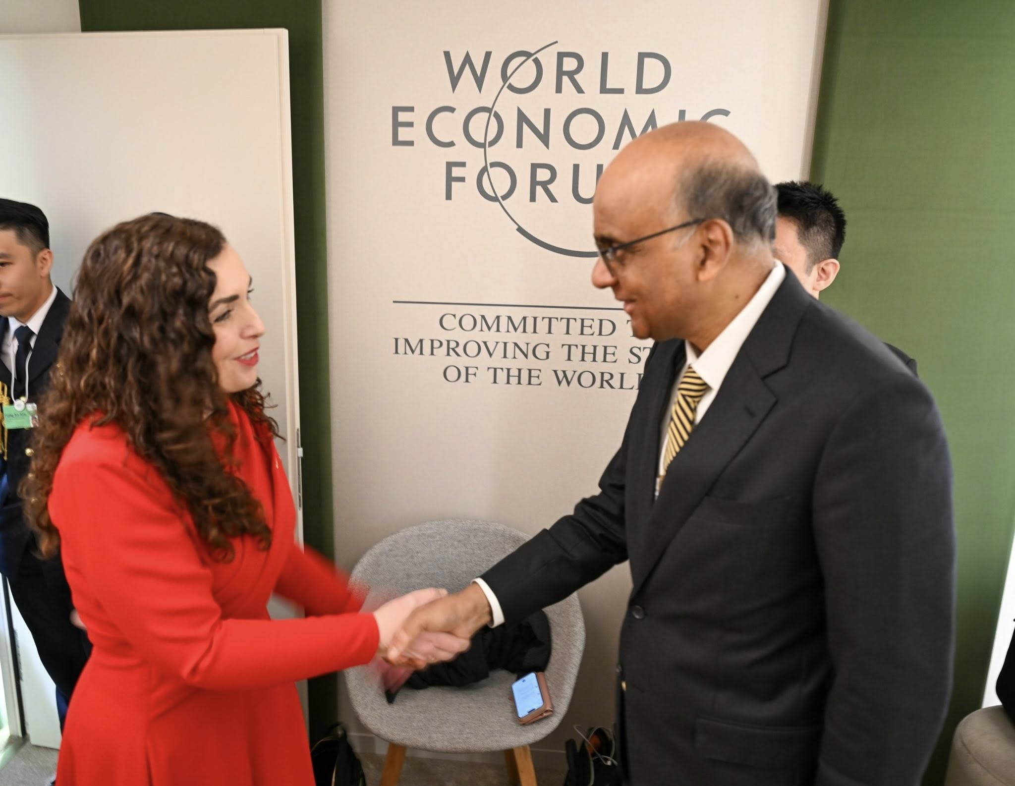 Presidentja Osmani takoi Presidentin e Singaporit, Tharman Shanmugaratnam-1