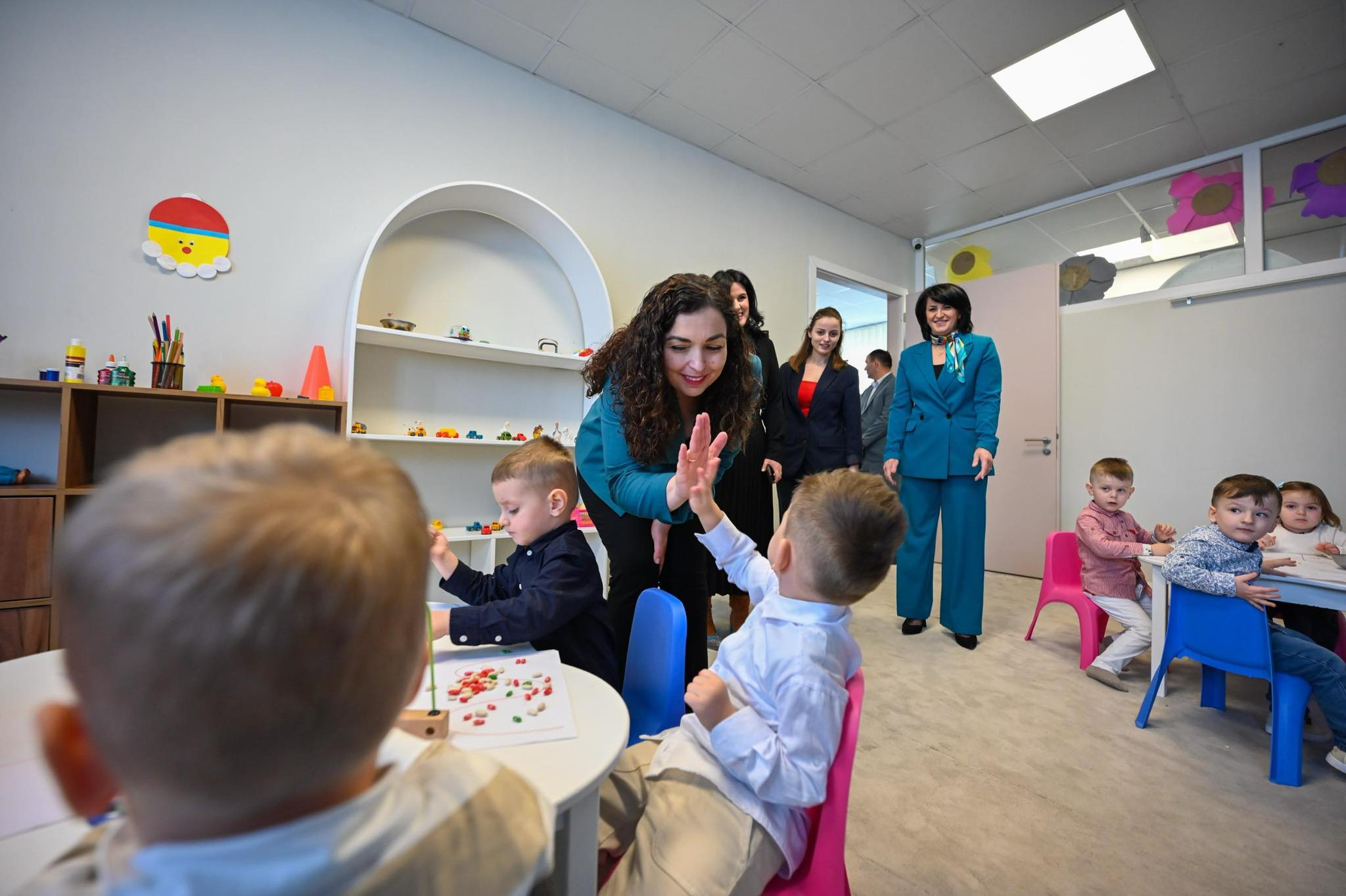 Presidentja Osmani vizitoi komunën e Shtimes dhe atë të Ferizajt-16