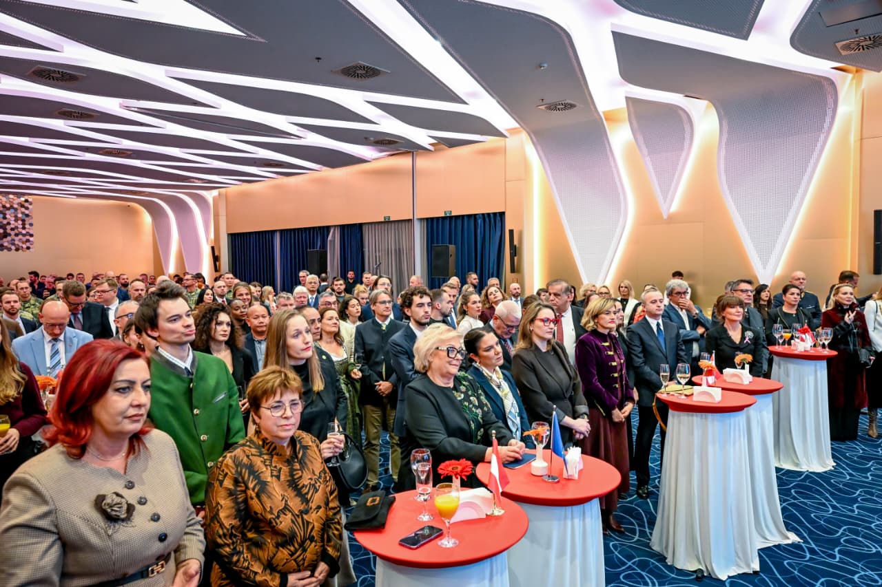 Presidentja Shiroka Pula mori pjesë në shënimin e Ditës Kombëtare të Austrisë-4