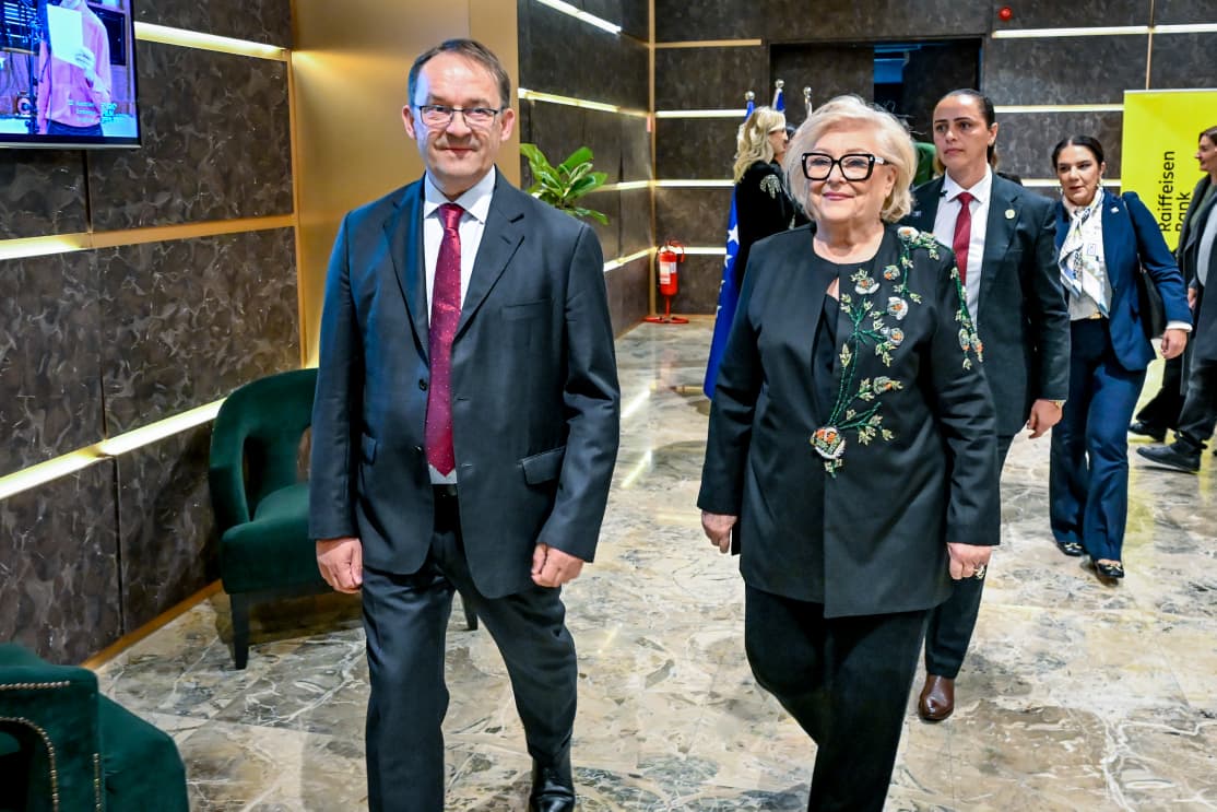 Presidentja Shiroka Pula mori pjesë në shënimin e Ditës Kombëtare të Austrisë-6