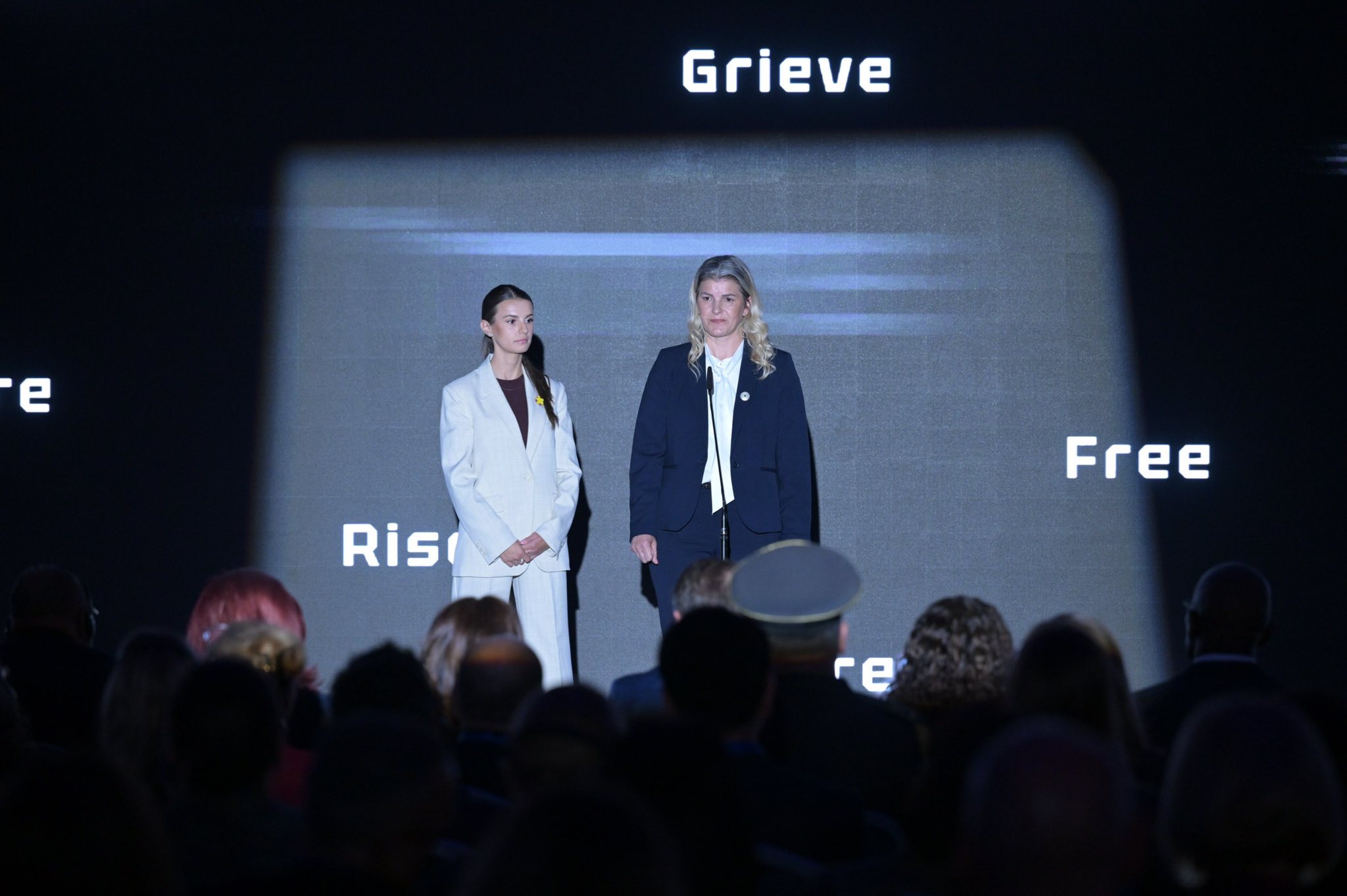 Presidentja Venesa, Zijada, Armira, Arbenita dhe Kaoni janë mishërimi i rezistencës dhe qëndrueshmërisë-6