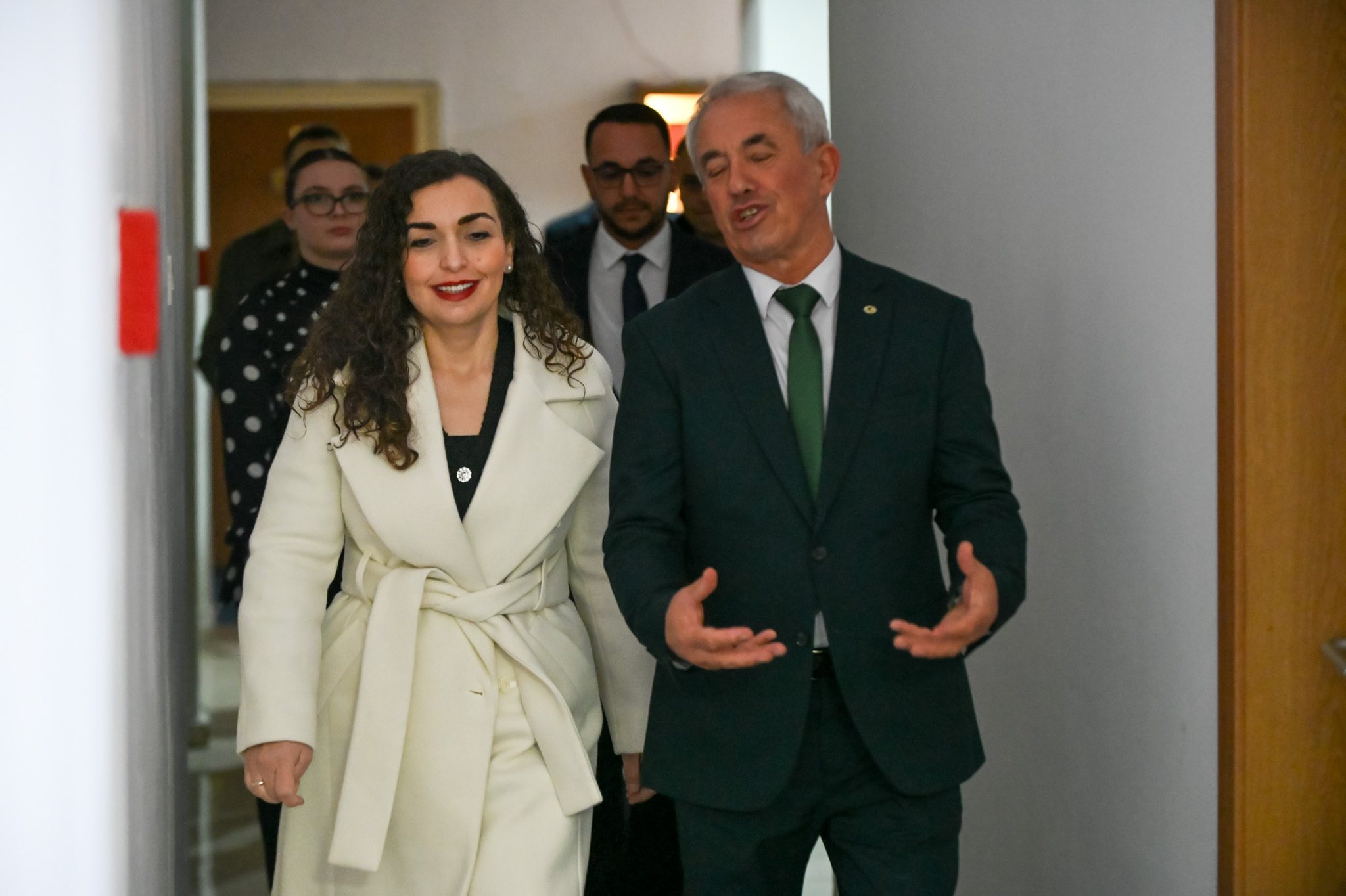 Presidentja e Republikës së Kosovës, Vjosa Osmani ka vizituar sot komunën e Dragashit-10