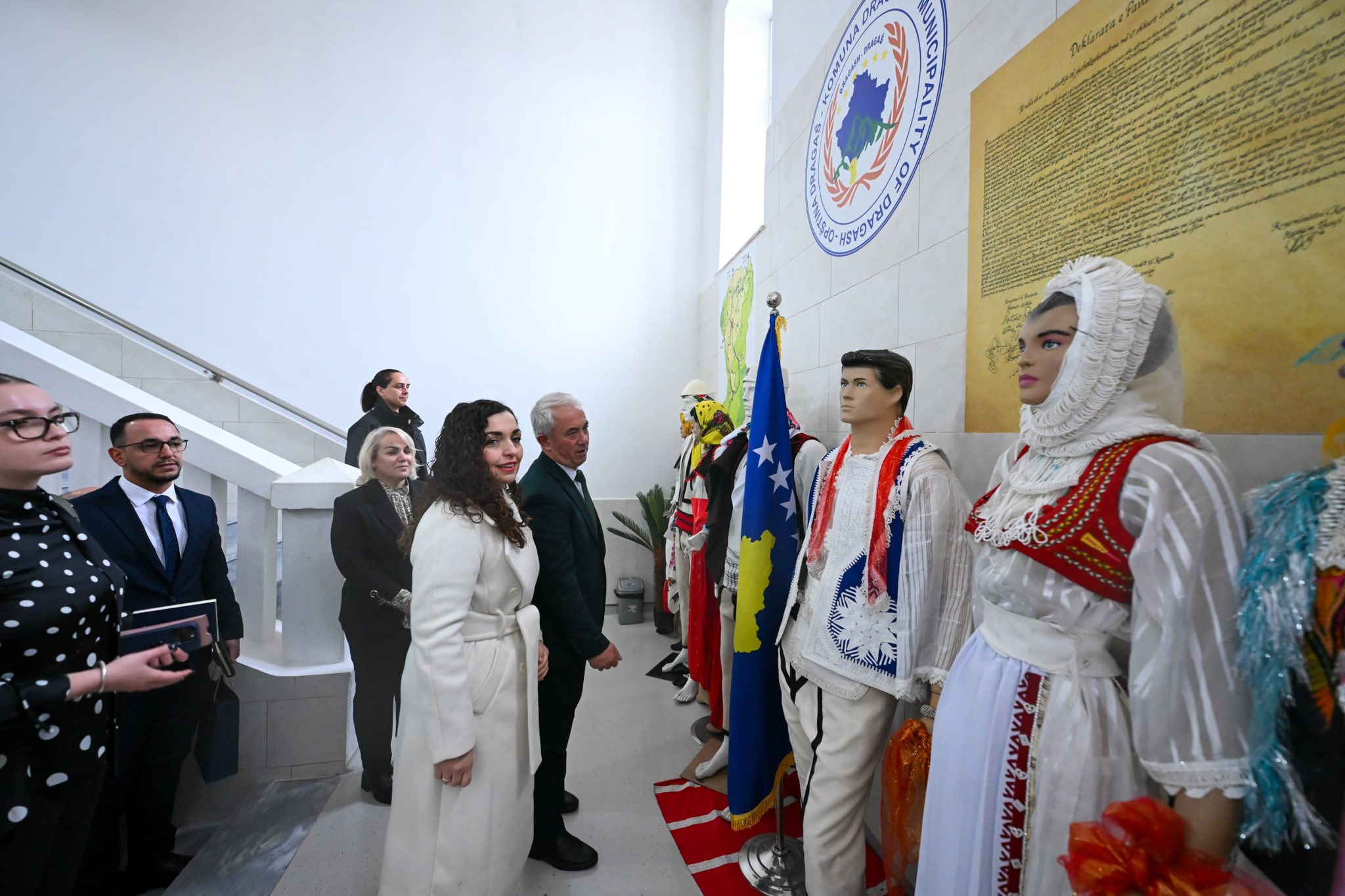 Presidentja e Republikës së Kosovës, Vjosa Osmani ka vizituar sot komunën e Dragashit-13