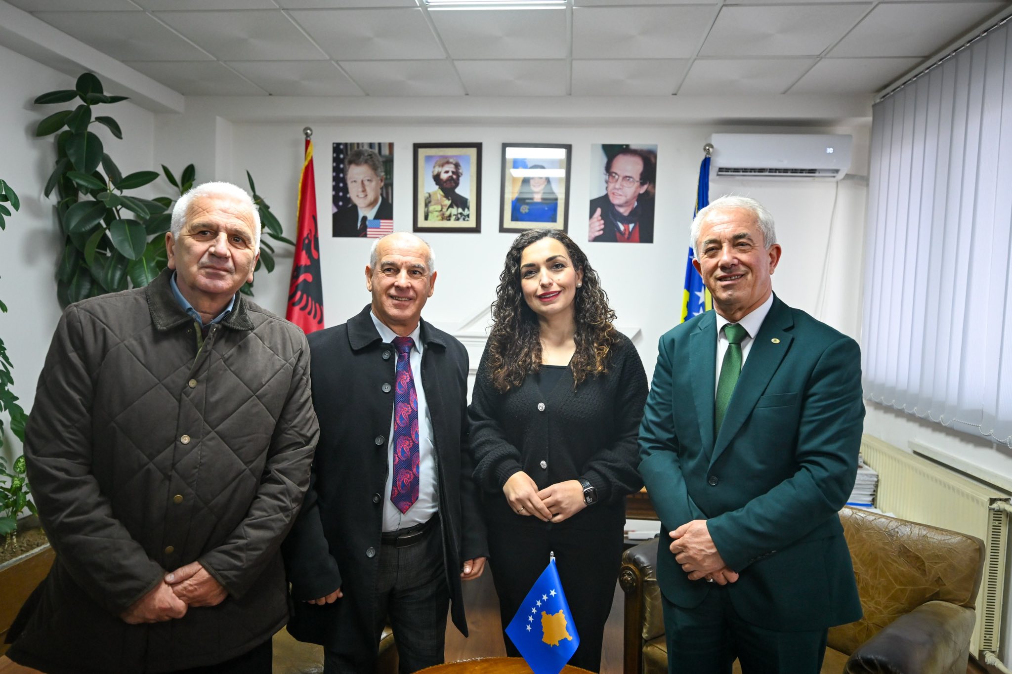 Presidentja e Republikës së Kosovës, Vjosa Osmani ka vizituar sot komunën e Dragashit-19