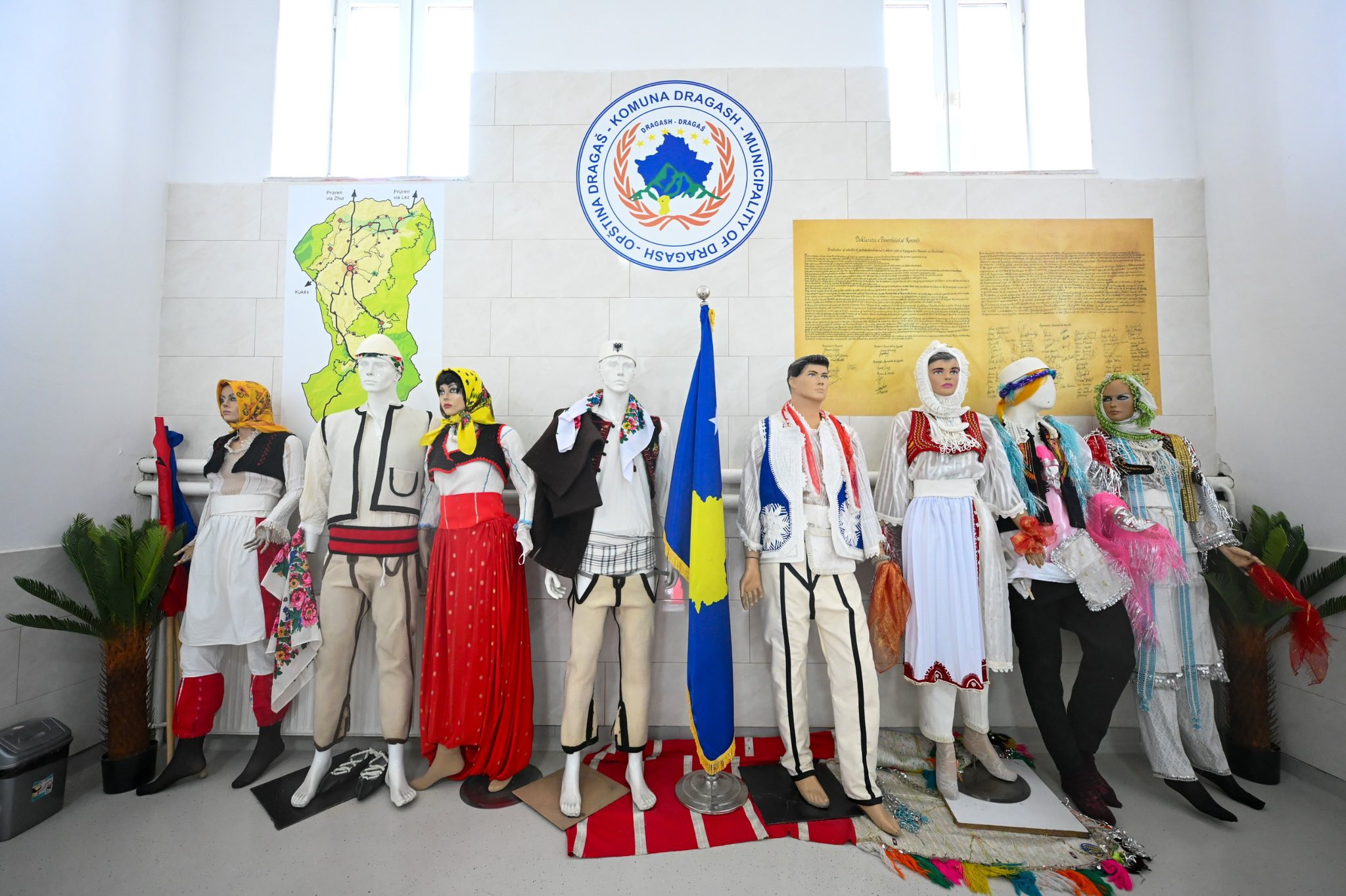 Presidentja e Republikës së Kosovës, Vjosa Osmani ka vizituar sot komunën e Dragashit-7