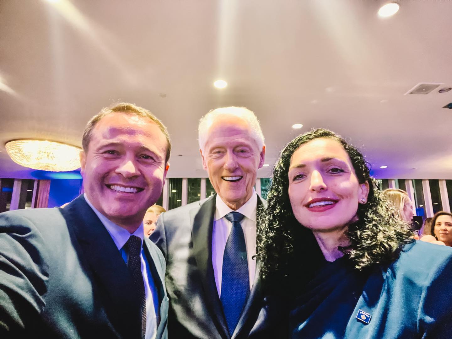 Pritja e Presidentit Clinton dhe Sekretares Clinton në New York_1