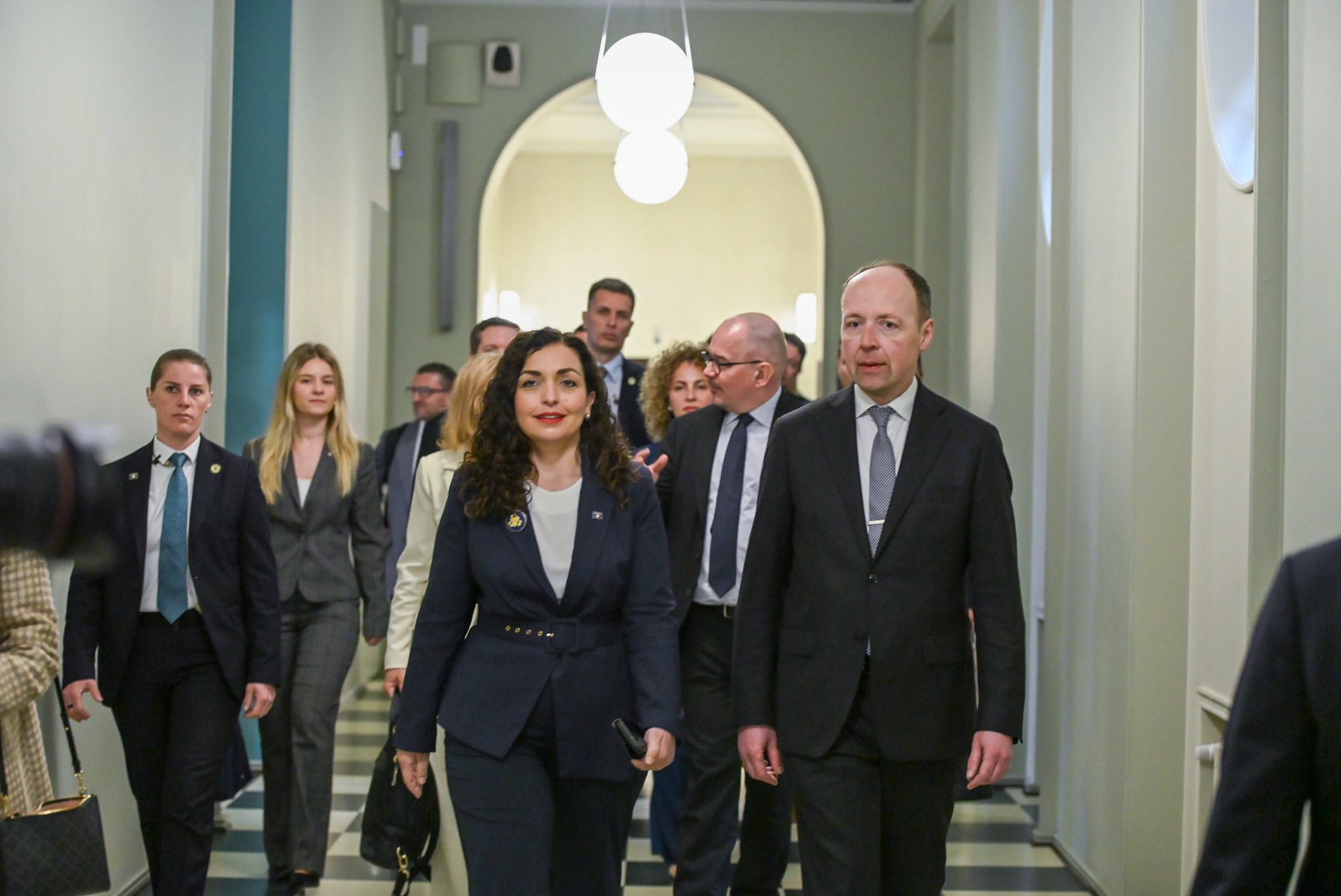 Takim me Kryetarin e Parlamentit të Finlandës -3