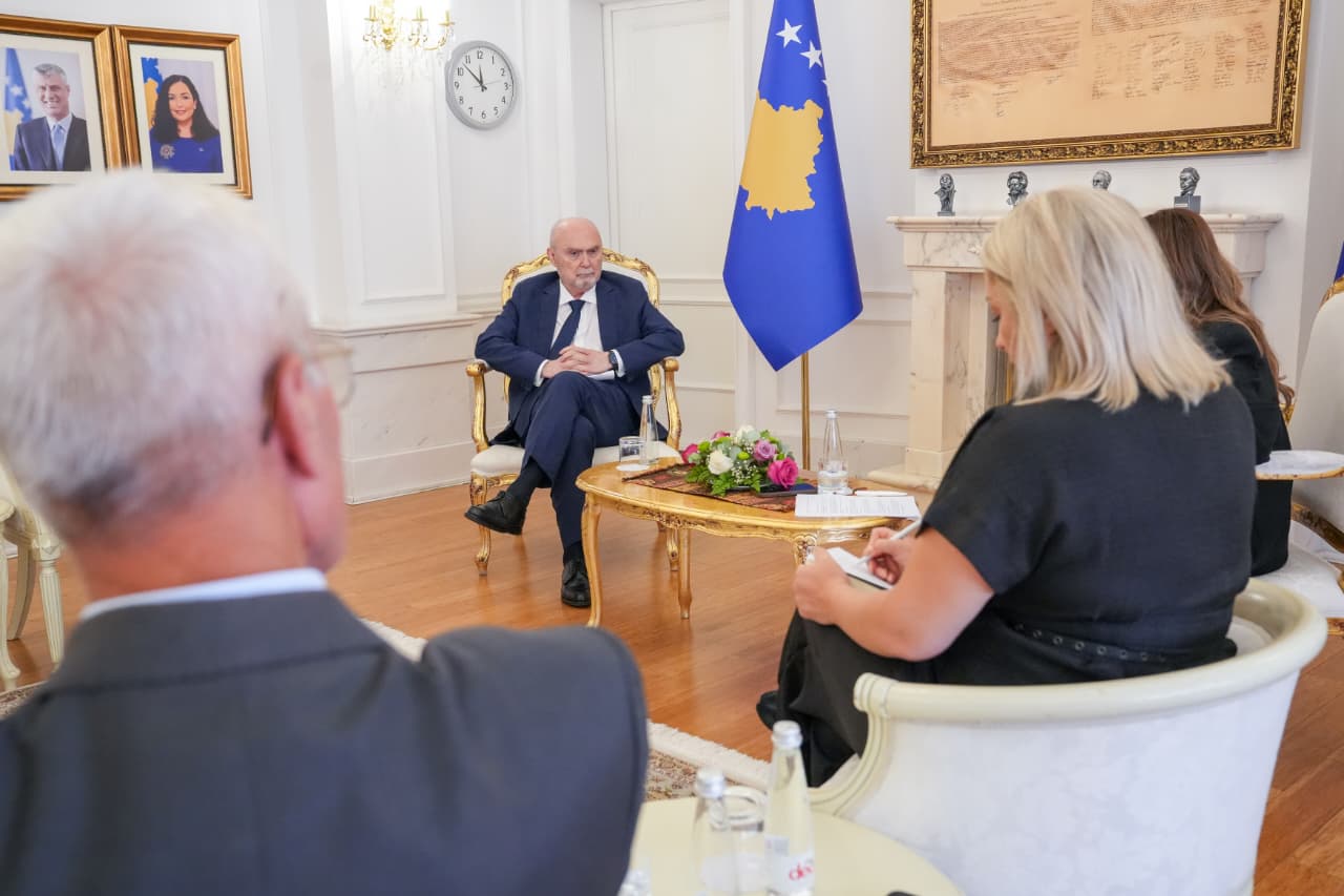 U.D. Presidentja Haxhiu priti Sekretarin e Përgjithshëm të OSBE-së, ambasadorin Feridun H. Sinirlioğlu-3
