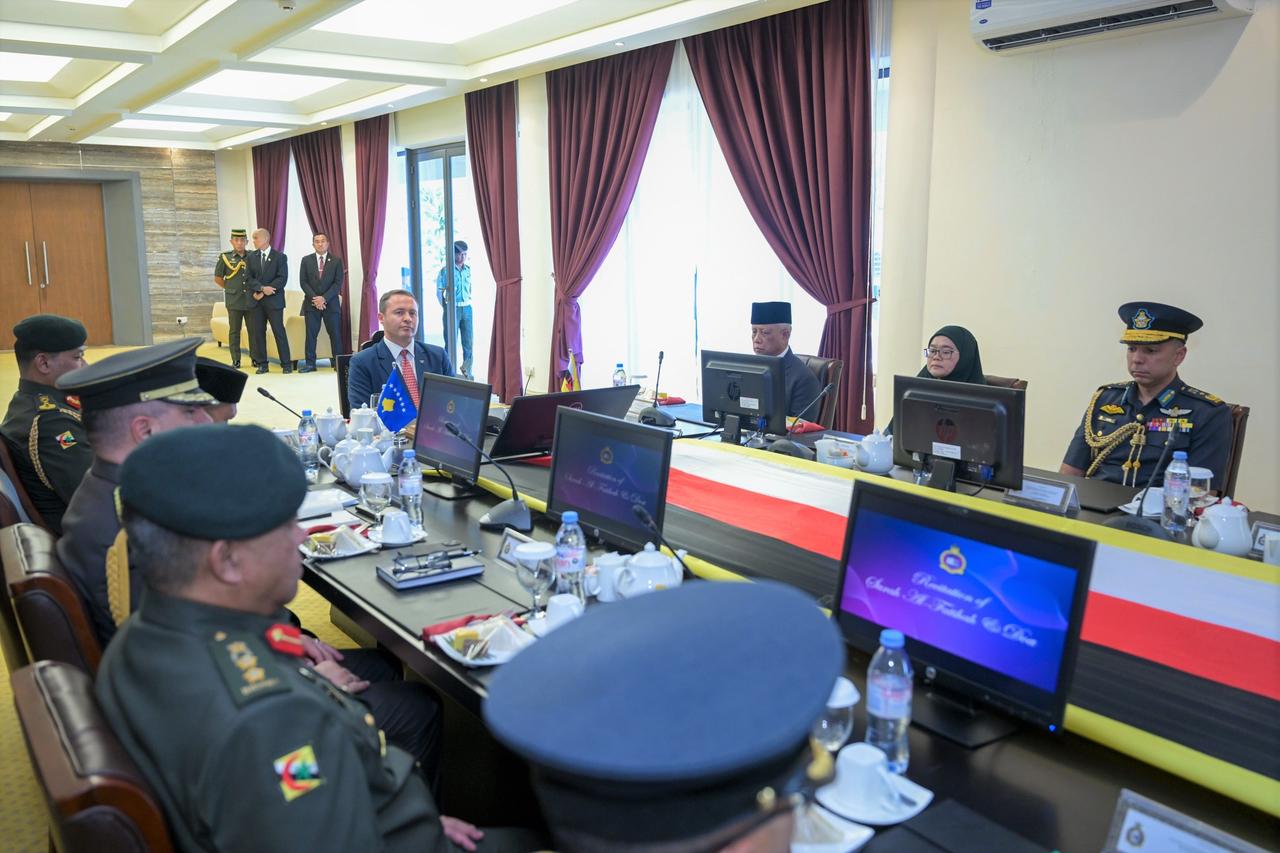 Zotëria i Parë Prindon Sadriu, pritet me nderime të larta në Akademinë e Mbrojtjes-2