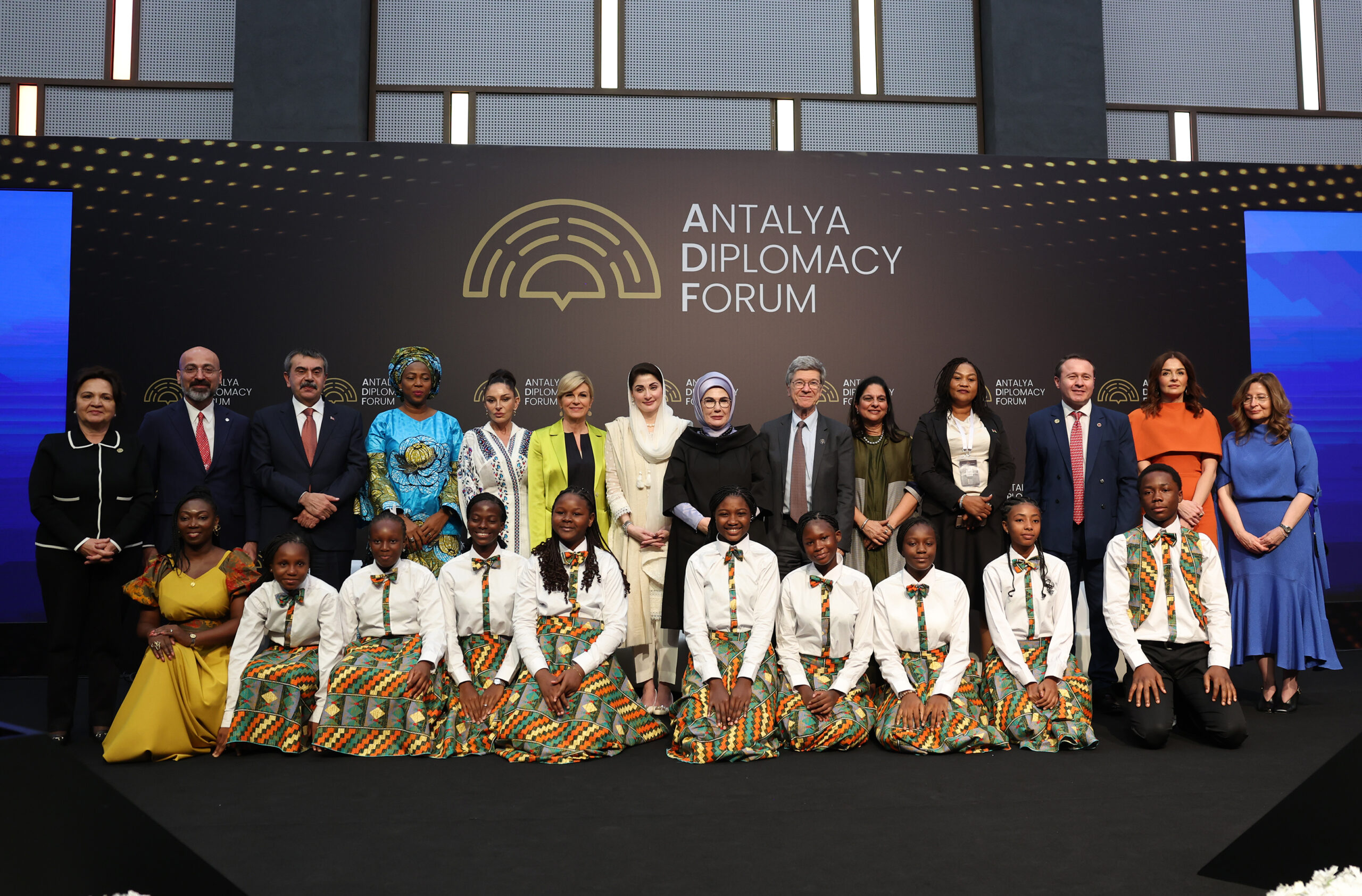 ANTALYA, TURKIYE – APRIL 12: (----EDITORIAL USE ONLY - MANDATORY CREDIT - 'TURKISH PRESIDENCY / MURAT KULA / HANDOUT' - NO MARKETING NO ADVERTISING CAMPAIGNS - DISTRIBUTED AS A SERVICE TO CLIENTS----) First Lady of Turkiye Emine Erdogan poses for a group photo with global education leaders and students following a special musical performance by the International Maarif Schools choir during the panel titled “Building the Future in a Fragmented World: The Transformative Power of Education,” held at the NEST Congress Center as part of the 4th Antalya Diplomacy Forum on April 12, 2025. ( Tur Presidency/ Murat Kula - Anadolu Agency )